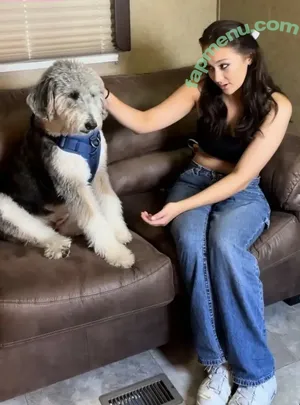 Lola Tung / lola.tung nude photo #0187