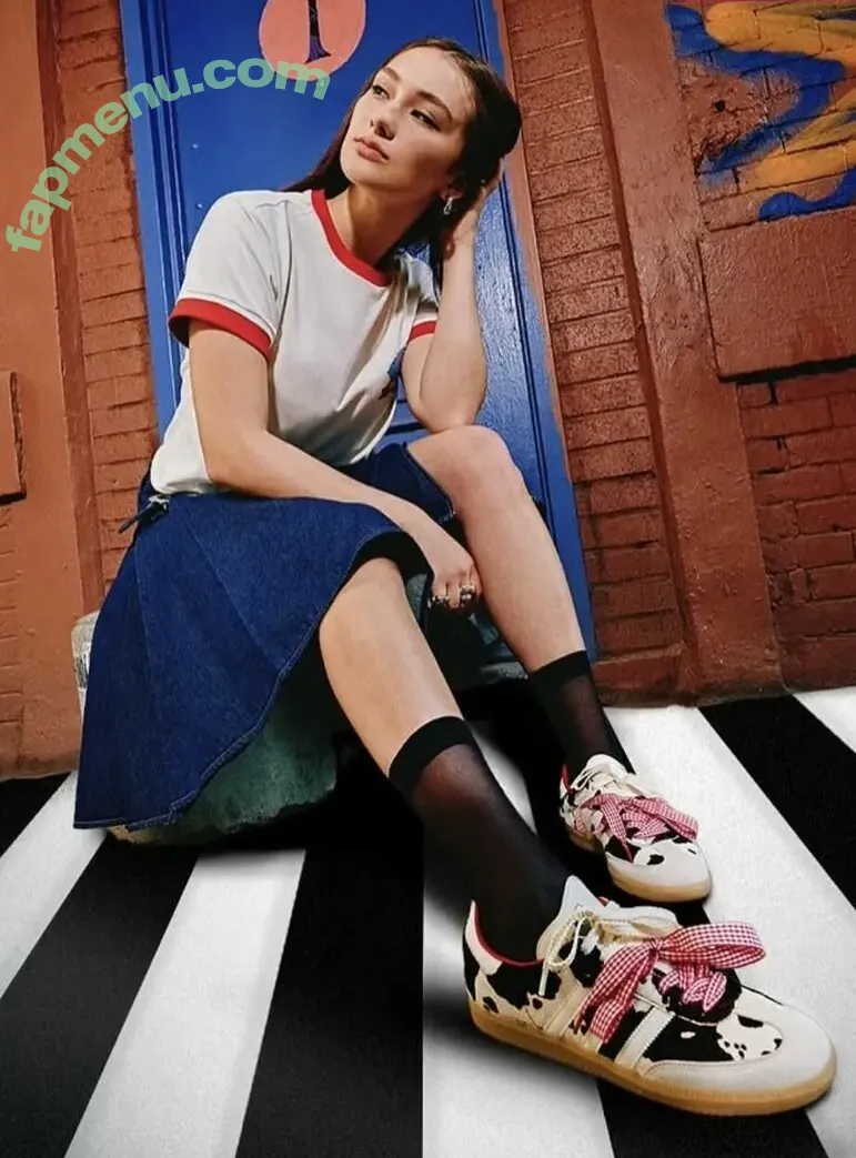 Lola Tung nude photo #0189 (lola.tung)