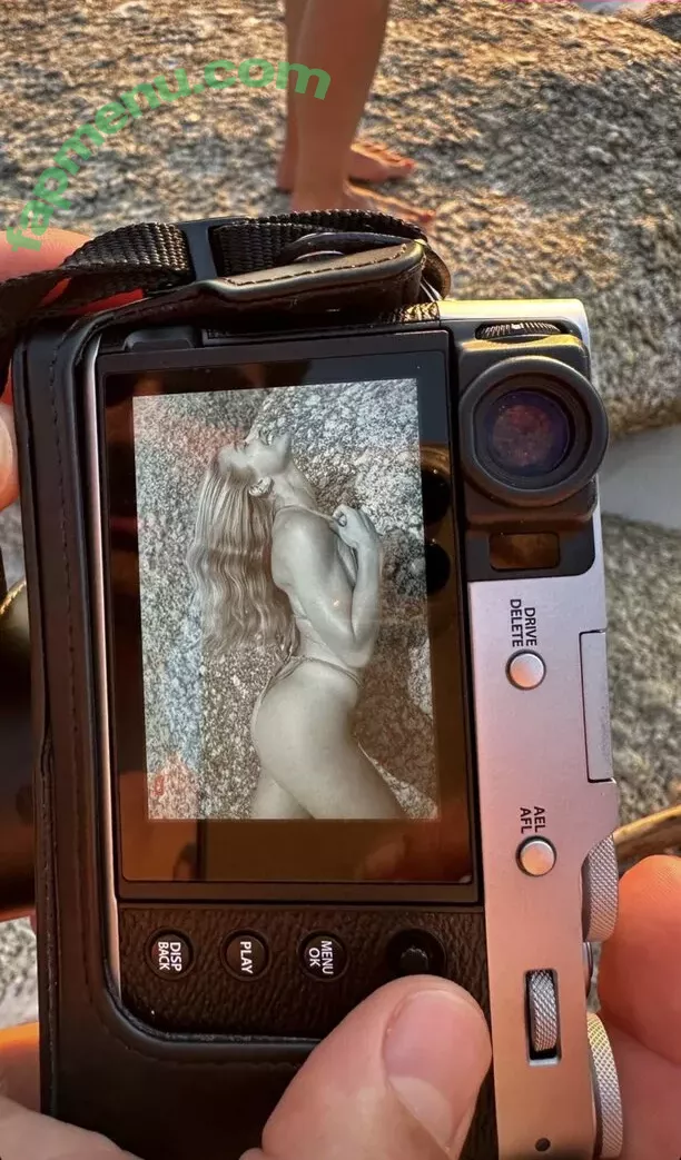 Lola Weippert nude photo #0024 (lolaweippert)