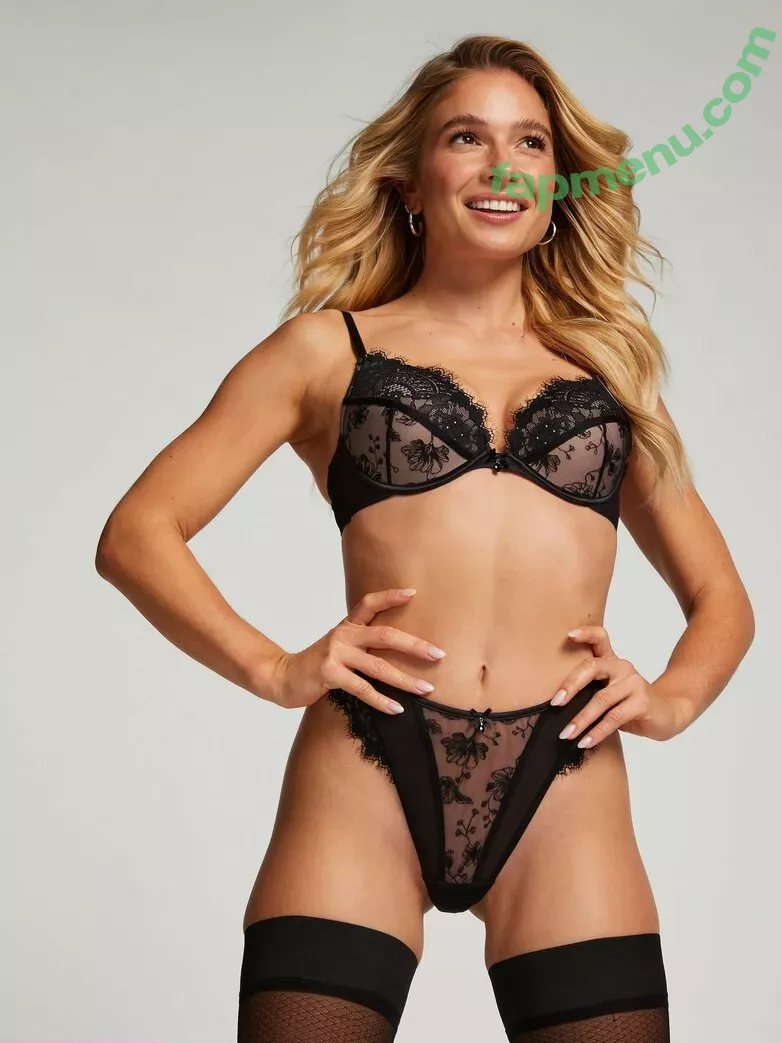 Lola Weippert nude photo #0033 (lolaweippert)