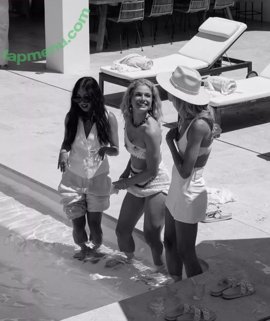 Lola Weippert nude photo #0150 (lolaweippert)