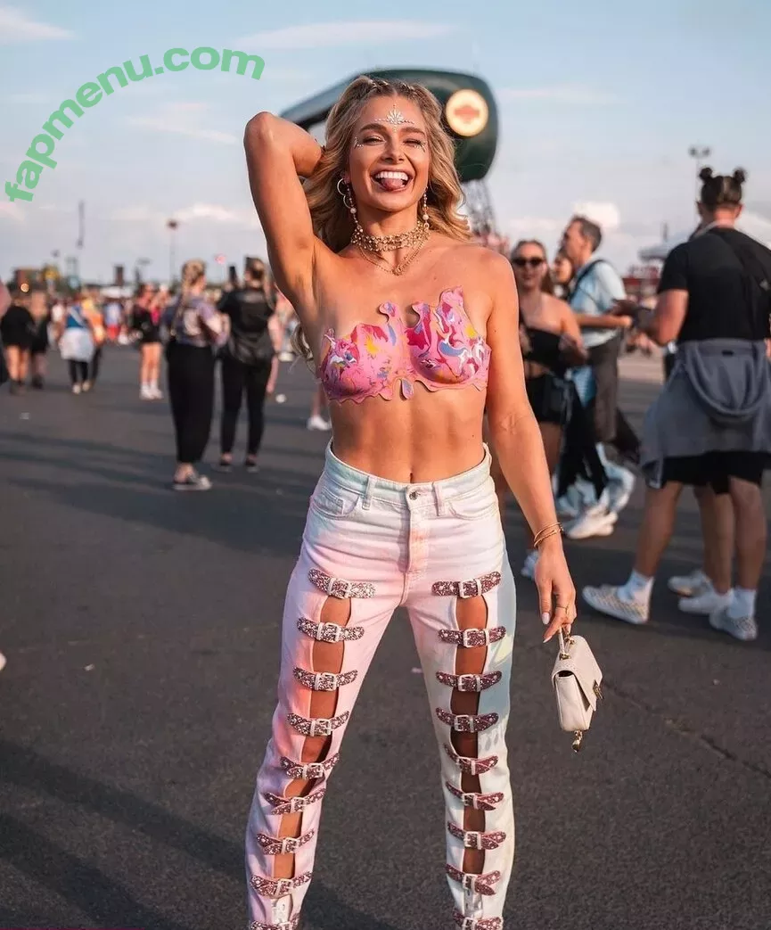 Lola Weippert nude photo #0358 (lolaweippert)