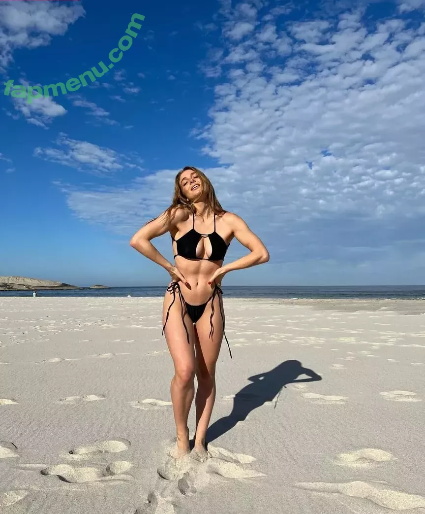 Lola Weippert nude photo #0507 (lolaweippert)