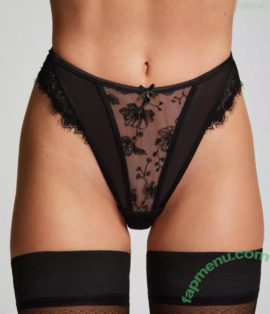 Lola Weippert nude photo #0552 (lolaweippert)