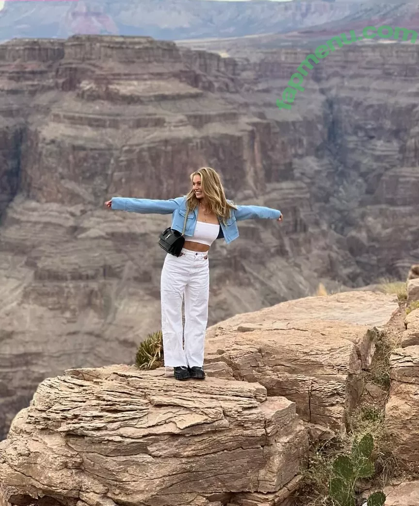 Lola Weippert nude photo #0608 (lolaweippert)