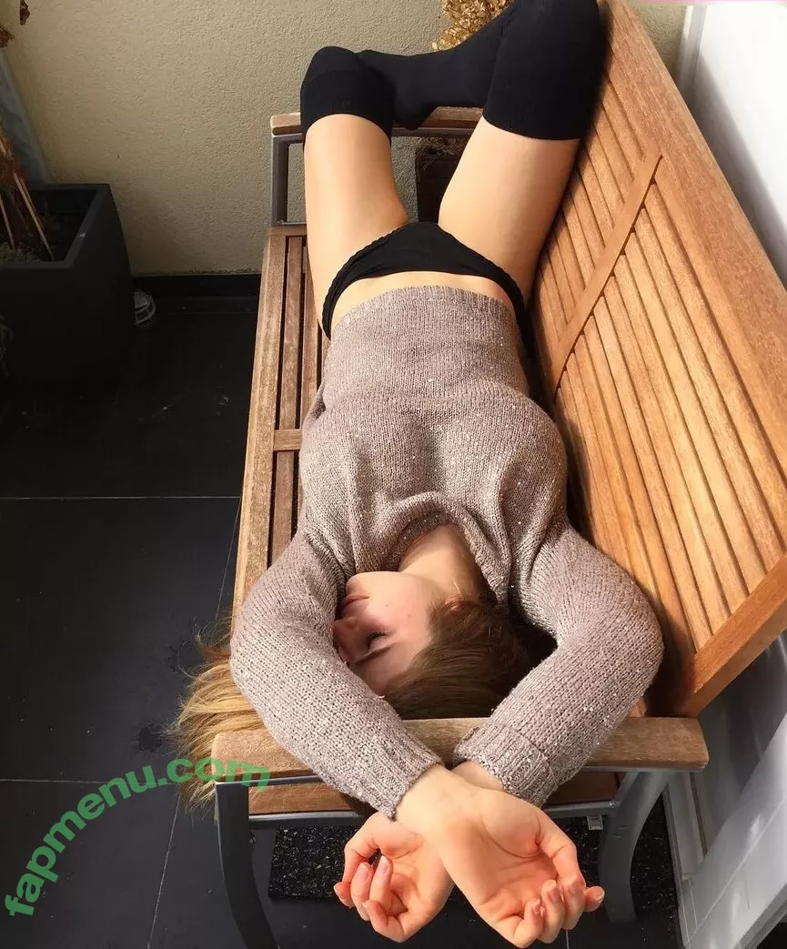 Lola Weippert nude photo #0635 (lolaweippert)