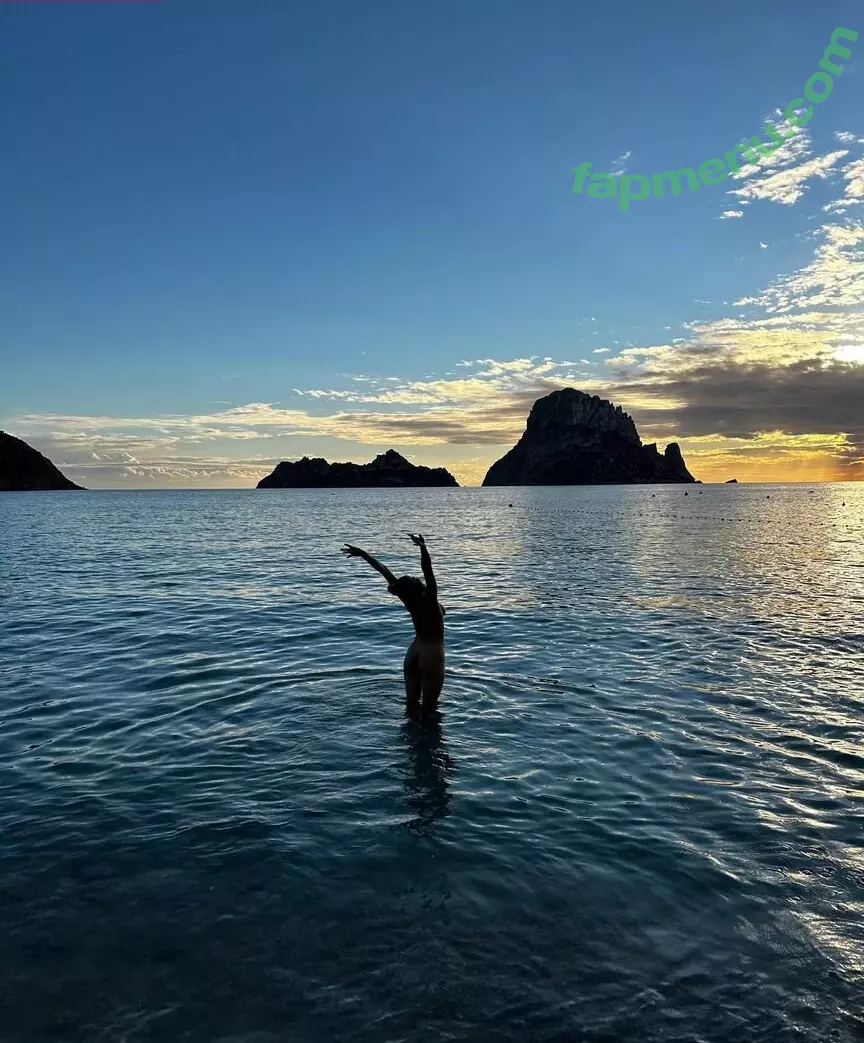 Lola Weippert nude photo #0649 (lolaweippert)