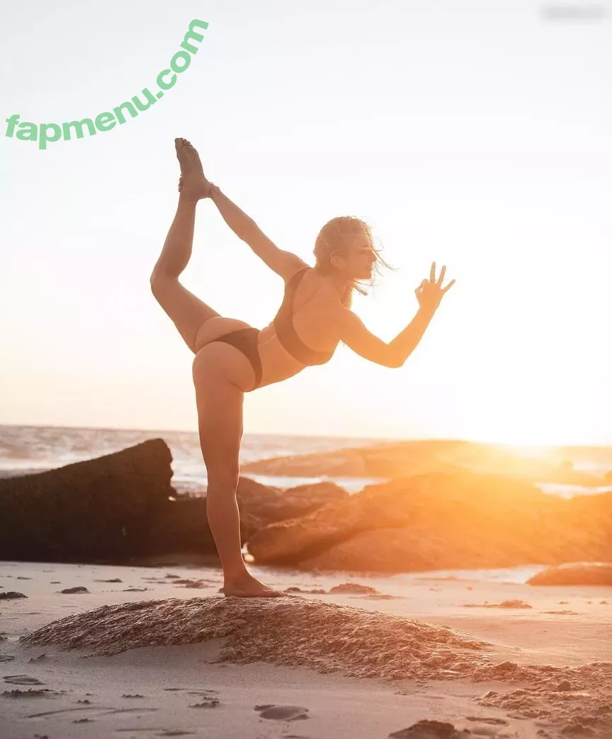 Lola Weippert nude photo #0659 (lolaweippert)