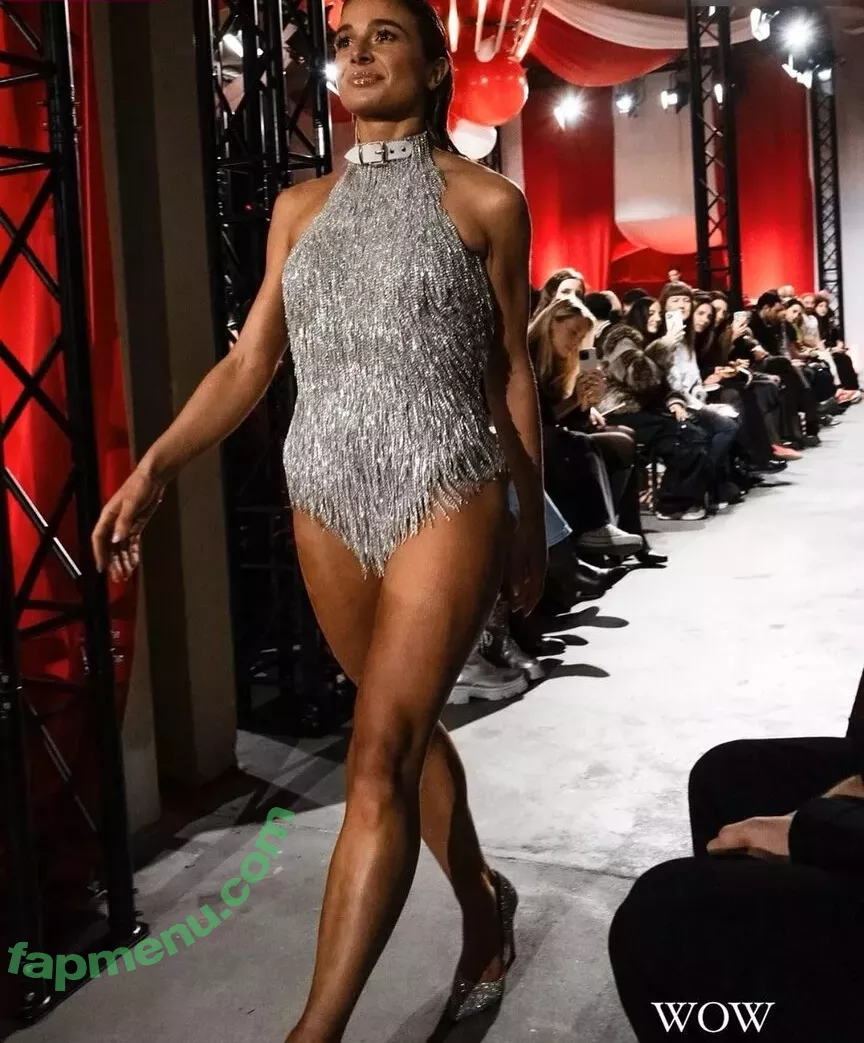 Lola Weippert nude photo #0877 (lolaweippert)