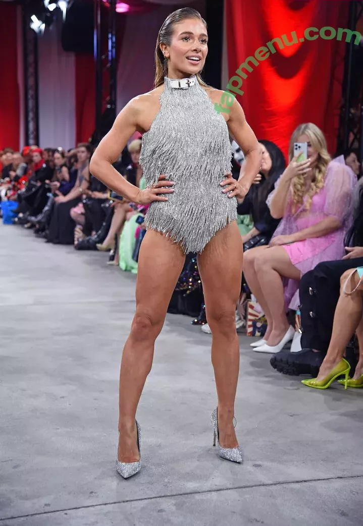 Lola Weippert nude photo #0903 (lolaweippert)