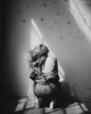 Lola Weippert / lolaweippert nude photo #1030