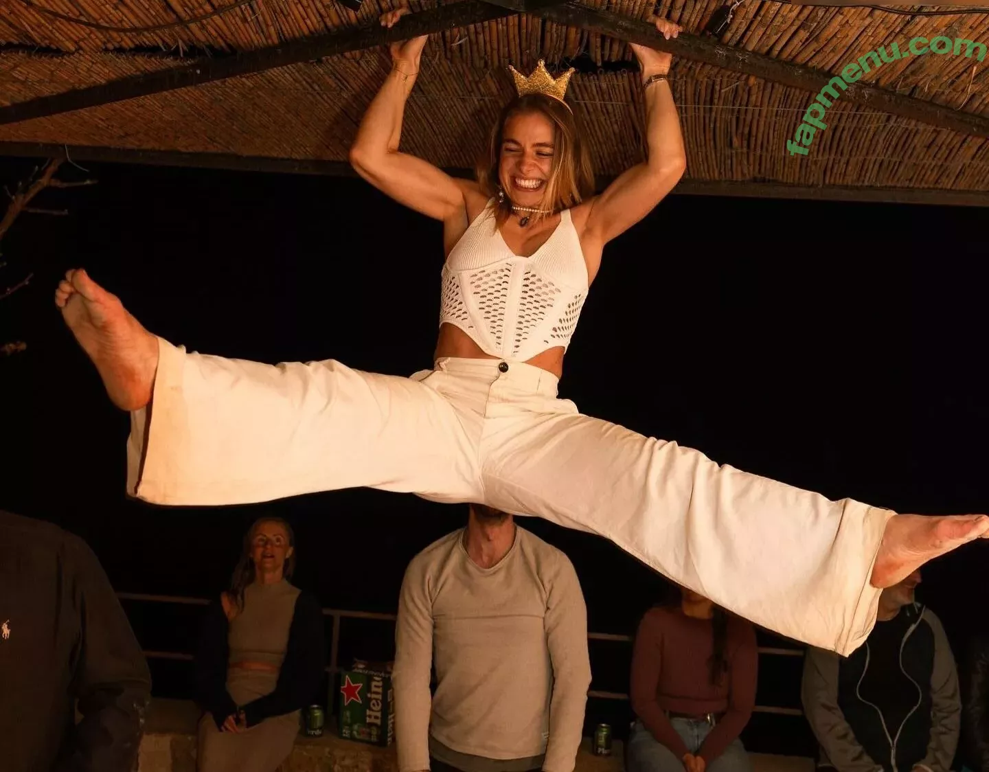 Lola Weippert nude photo #1021 (lolaweippert)