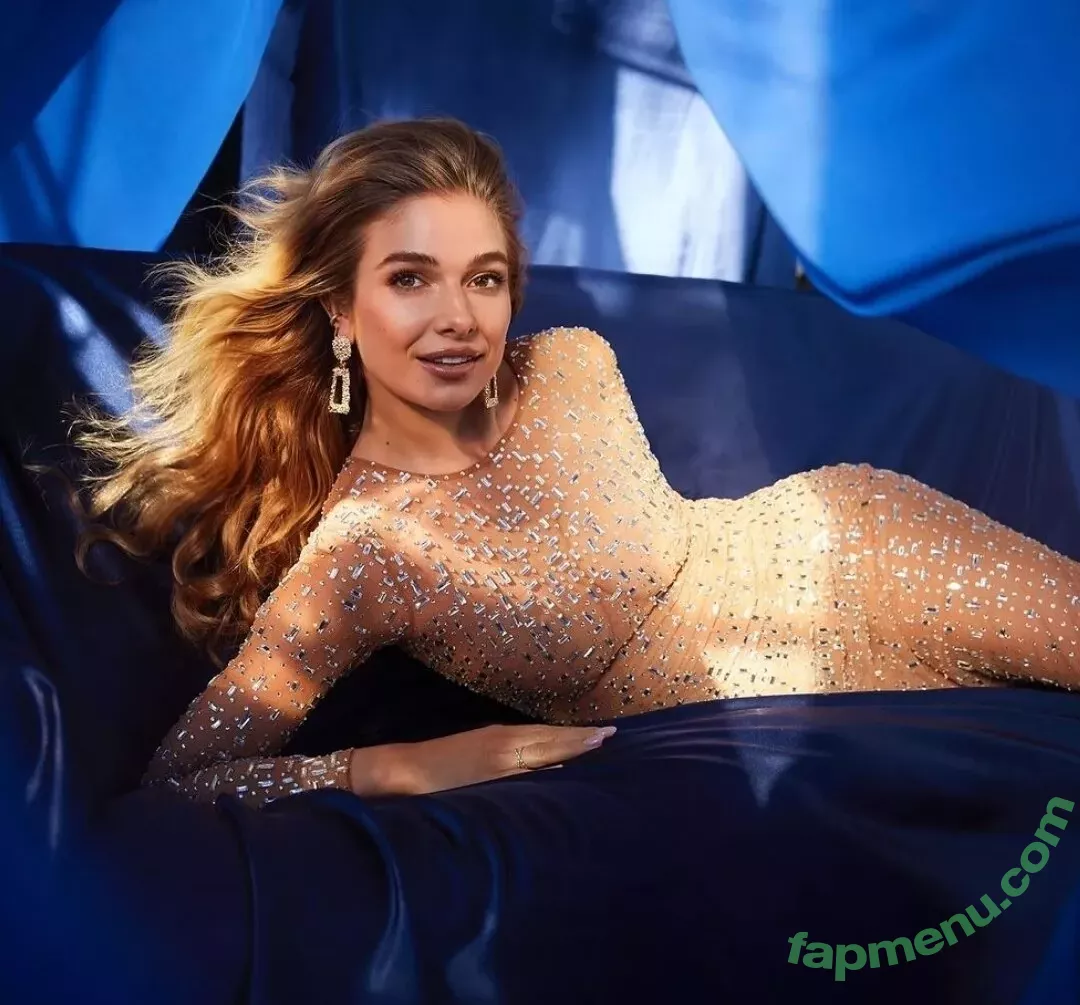 Lola Weippert nude photo #1035 (lolaweippert)