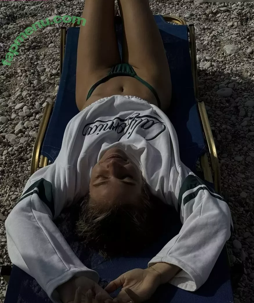 Lola Weippert nude photo #1134 (lolaweippert)