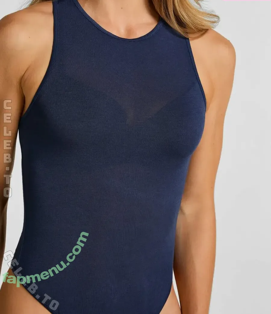 Lola Weippert nude photo #1715 (lolaweippert)