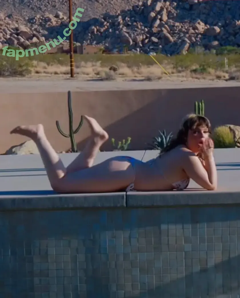 Lola Young nude photo #0029 (lolayounggg)