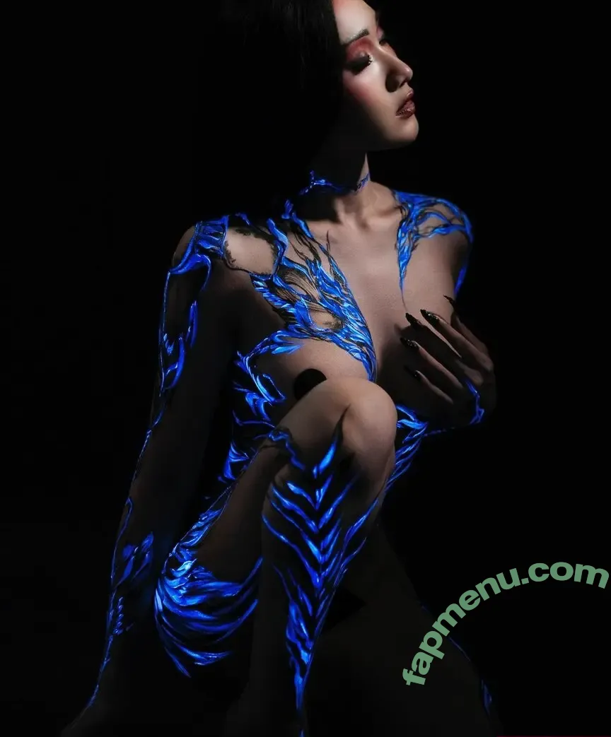 Lola Zieta nude photo #0321 (LolaZieta / isekai.eliquid / lolazietaxx)