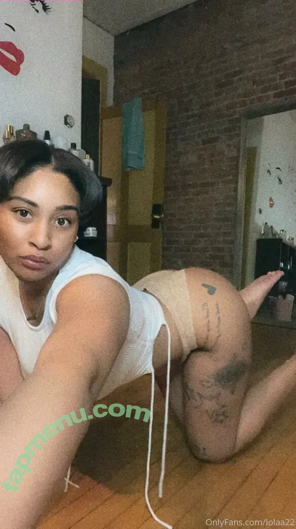 lolaa22 nude photo #0001 (lolaa22)