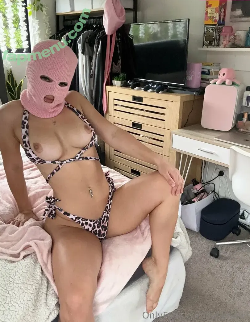 lolaaahill nude photo #0051 (lolaa_hill)