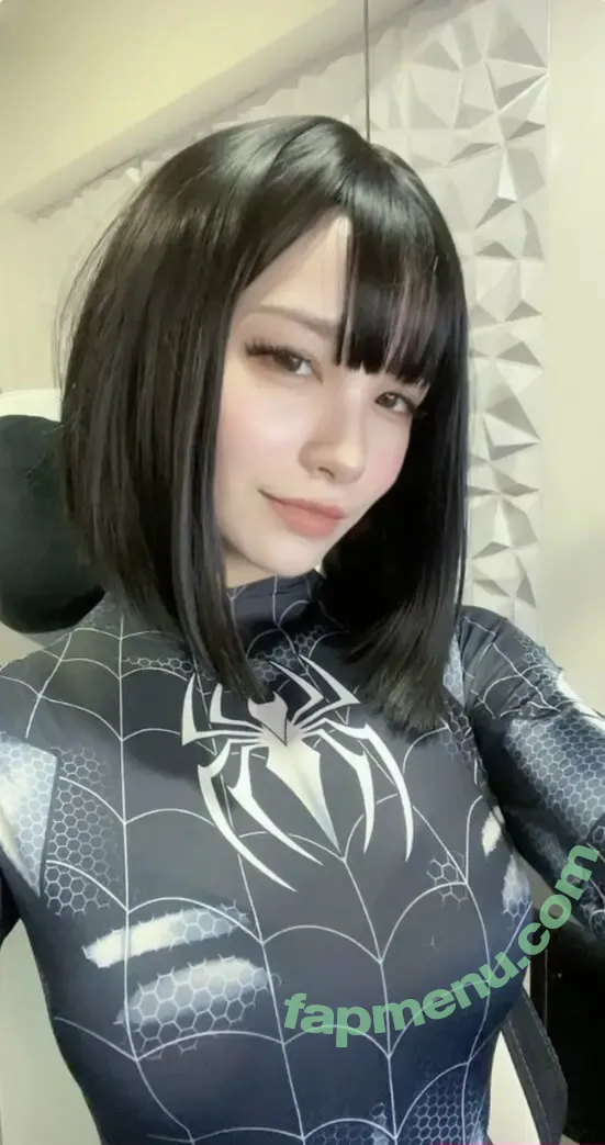Lolaaasaur nude photo #0087 (animewifey_ / animewifey__ / louprival)