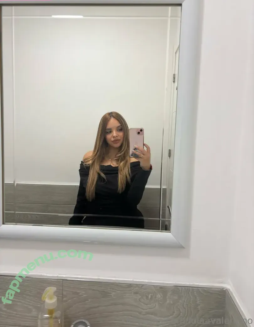 lolaavalentino nude photo #0014 (lolavalentinexoxo)