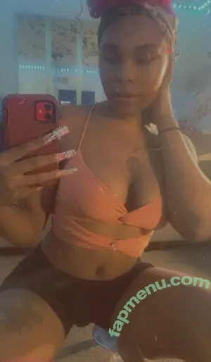 lolabunn101 / brownskinmomo nude photo #0010