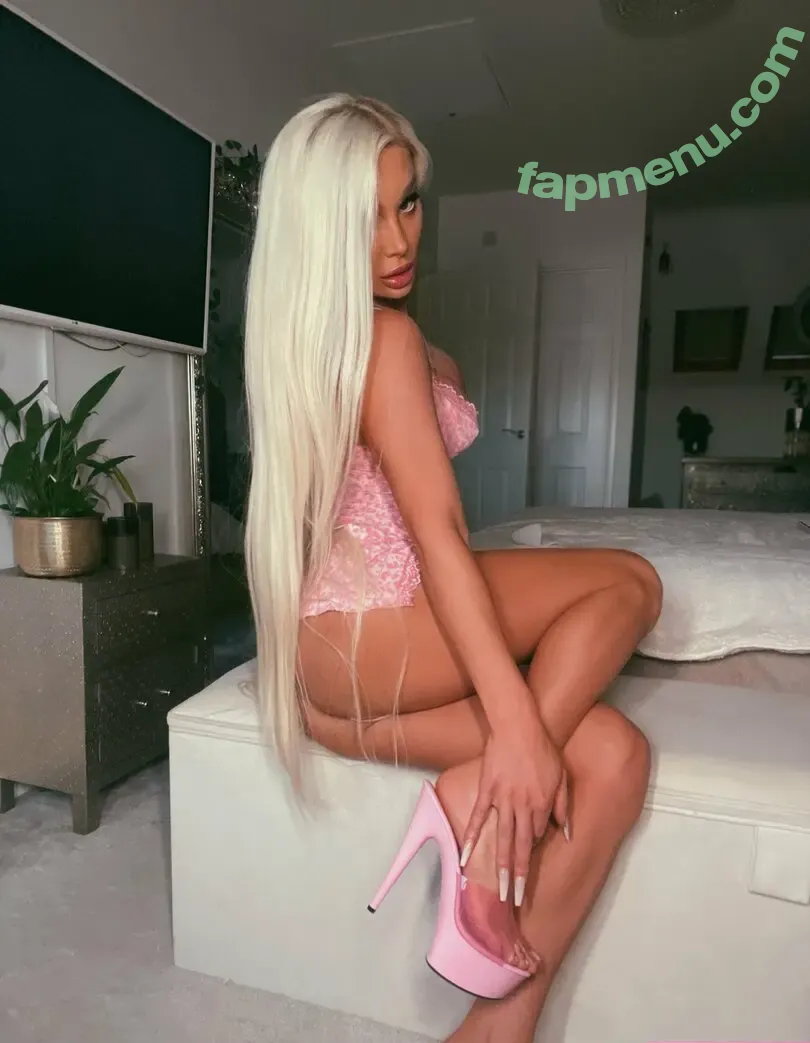 lolachristina nude photo #0213 (lolachristina)
