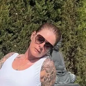 lolaeastking page