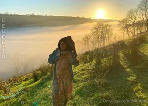 lolahippy / lolasrosebud / lolawildhippy nude photo #0321