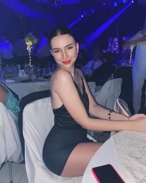 lolalala23 / lolala23 nude photo #0017