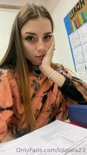 lolalala23 / lolala23 nude photo #0073