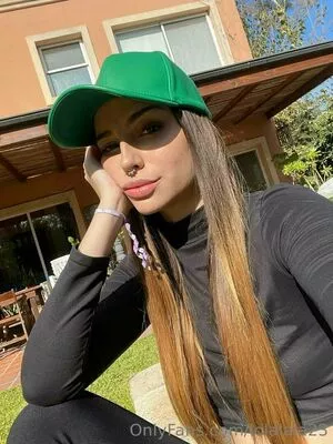 lolalala23 / lolala23 nude photo #0077