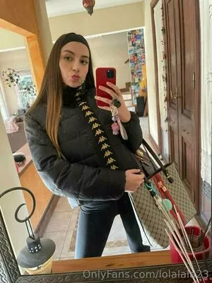 lolalala23 / lolala23 nude photo #0079