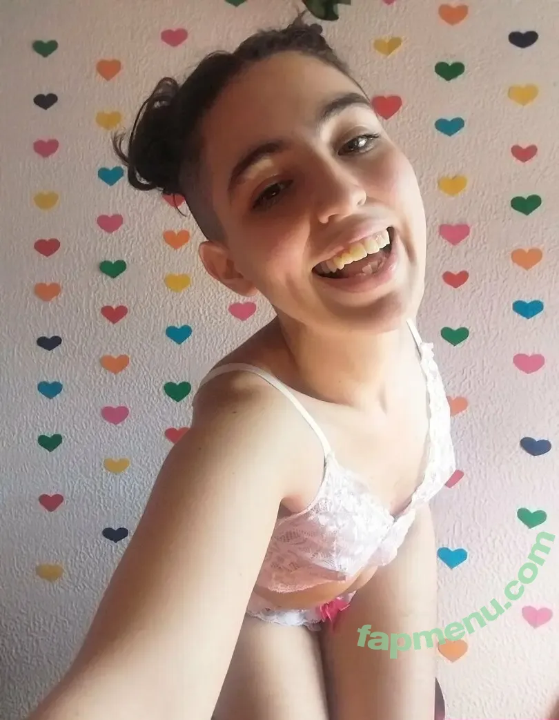 lolalustt nude photo #0015 (lylalustt)