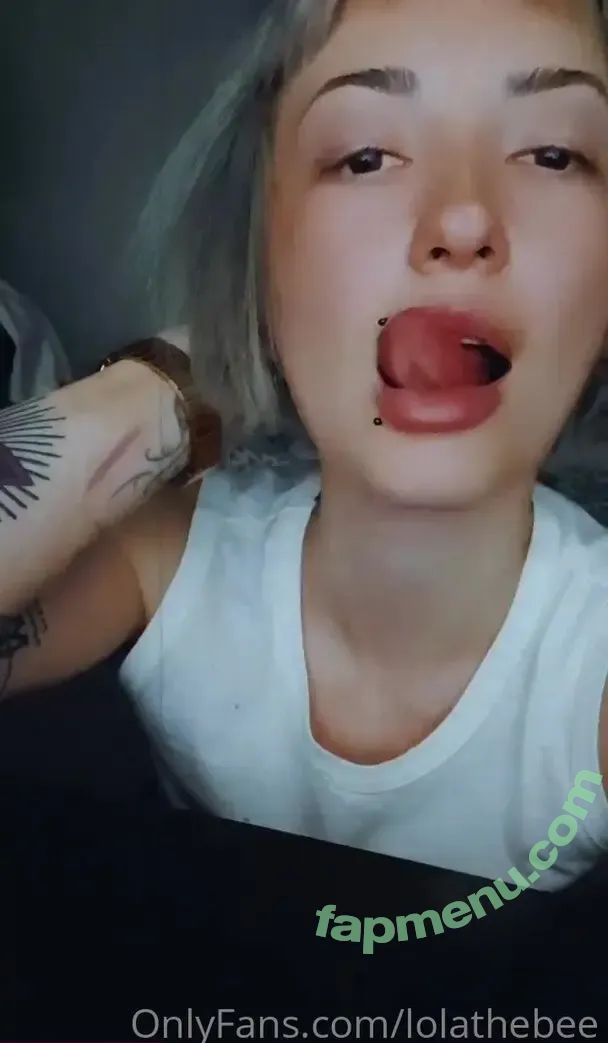 lolathebee nude photo #0003 (lolathebee)