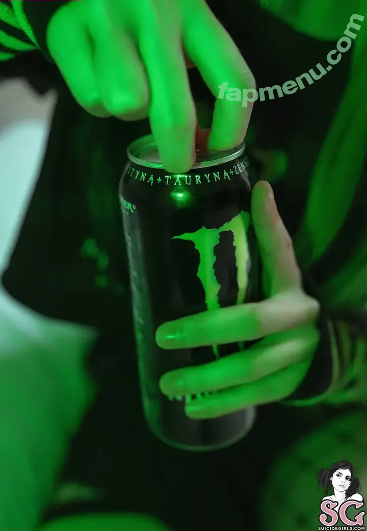 Loligaia nude photo #0096 (loligaia2)