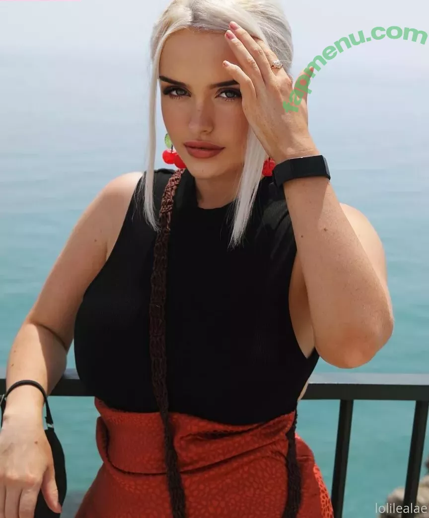 lolilealae nude photo #1510 (leastayspeachy)