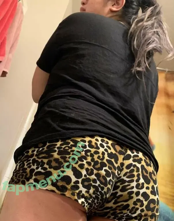 lollipoptoes nude photo #0060 (lollipoptoes2025 / the_pleasure_of_gourmands)