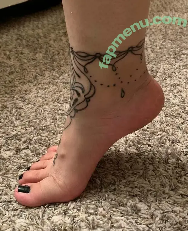 lollipoptoes nude photo #0092 (lollipoptoes2025 / the_pleasure_of_gourmands)