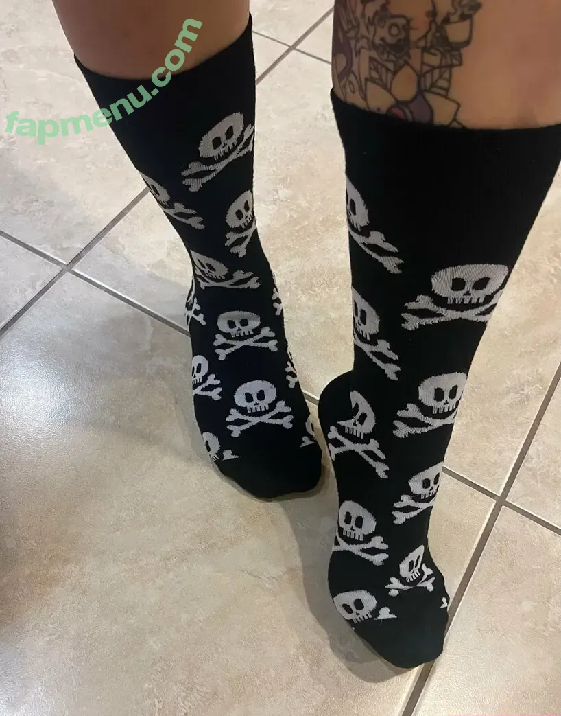 lollipoptoes2025 nude photo #0081 (the_pleasure_of_gourmands)