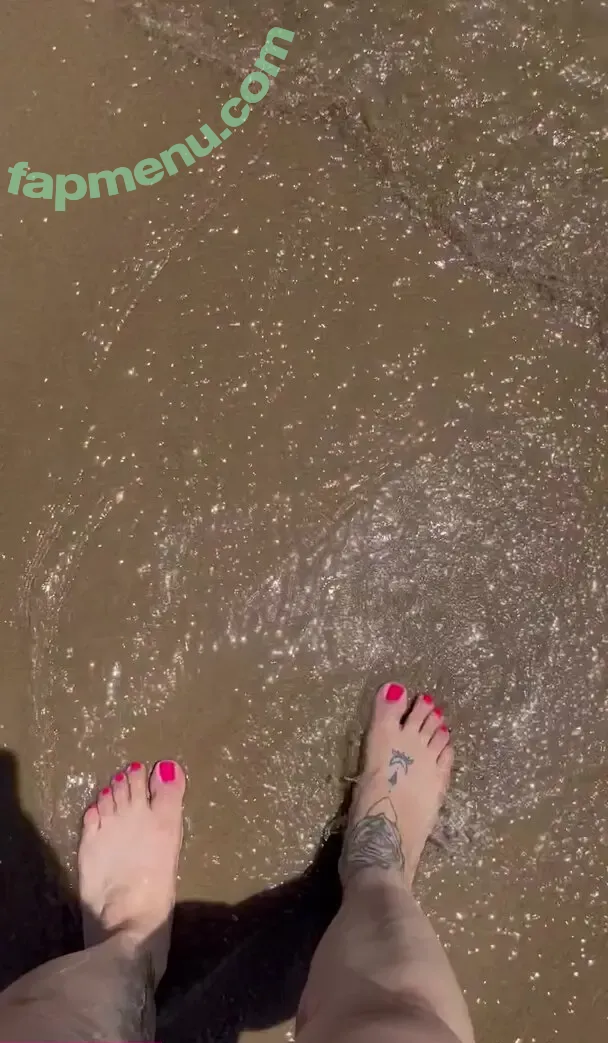 lollipoptoes2025 nude photo #0084 (the_pleasure_of_gourmands)