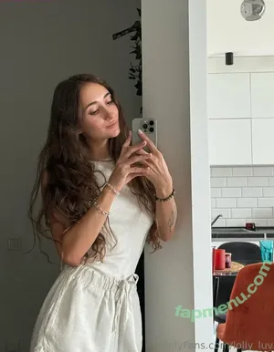  nude photo #0002