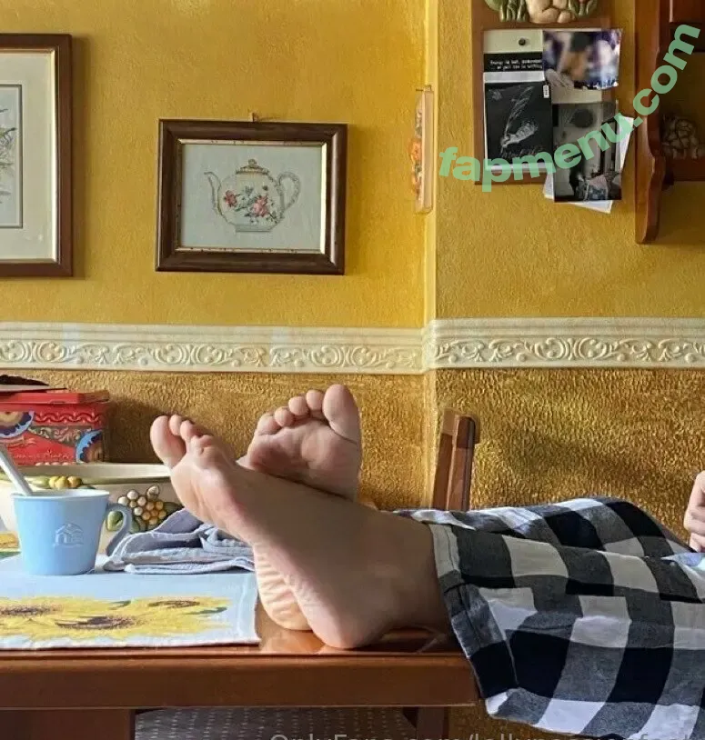 lollypassionfeet nude photo #0006 (lollypassionfeet)