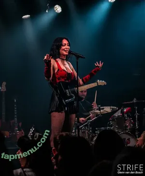 Lølø / lolo nude photo #0136