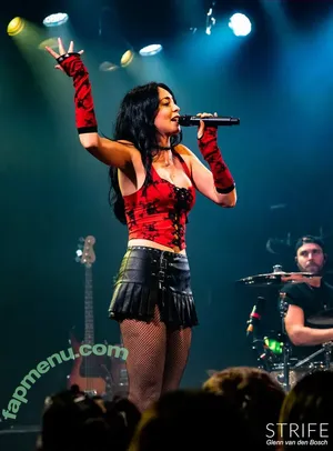 Lølø / lolo nude photo #0139