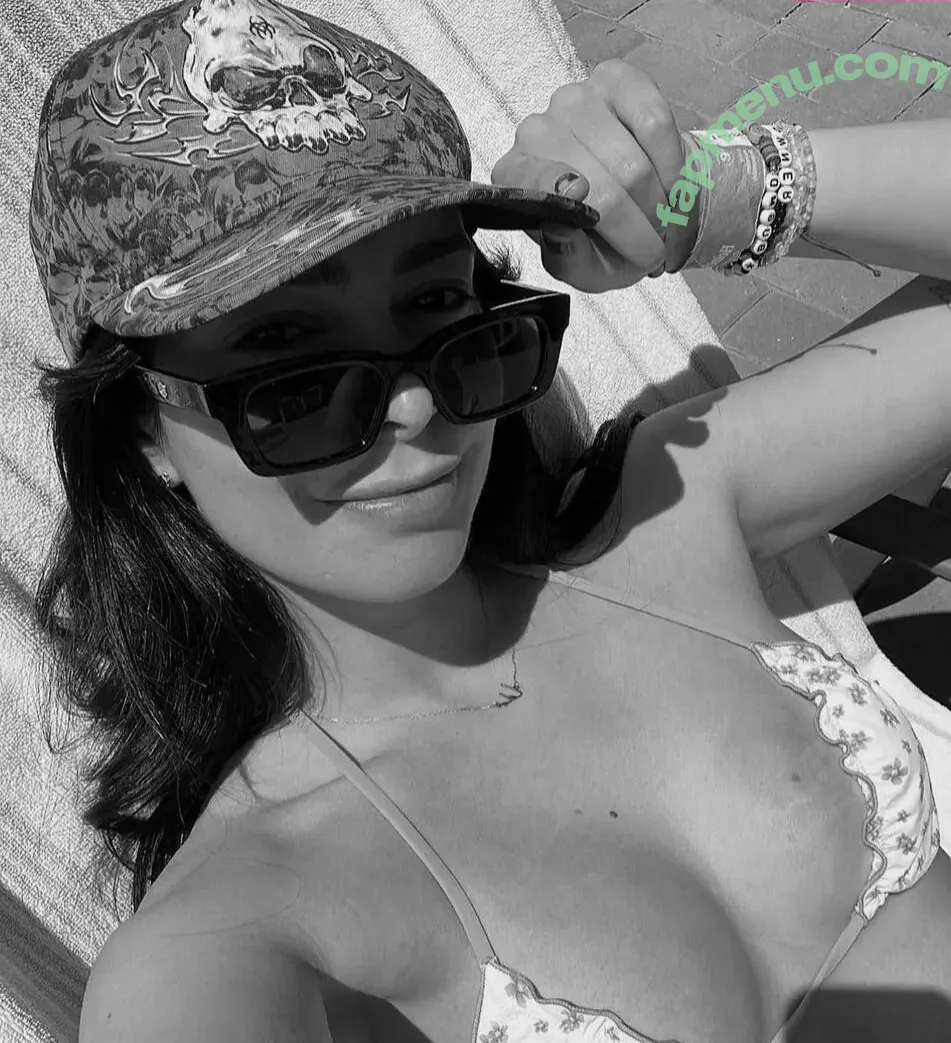 Lølø nude photo #0064 (lolo)