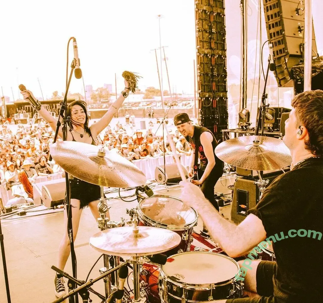 Lølø nude photo #0117 (lolo)