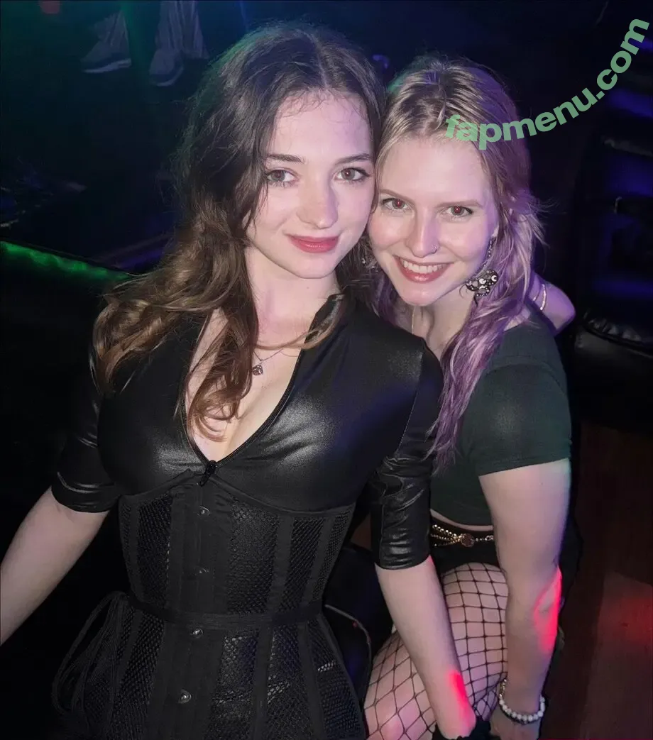 Lolwhatgod nude photo #0333 (Alyce Fleur / aly.dieu / alycefleur)