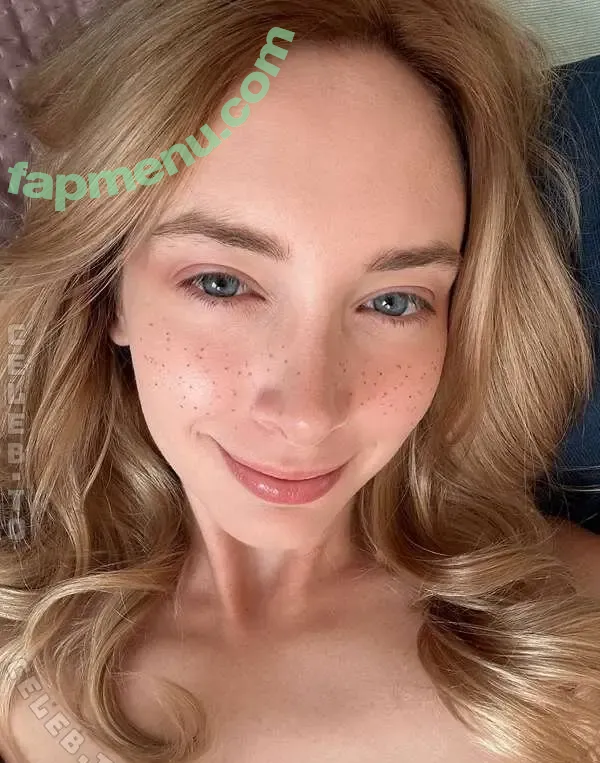 Loly Nebel nude photo #0033 (209941973 / lolynebel)