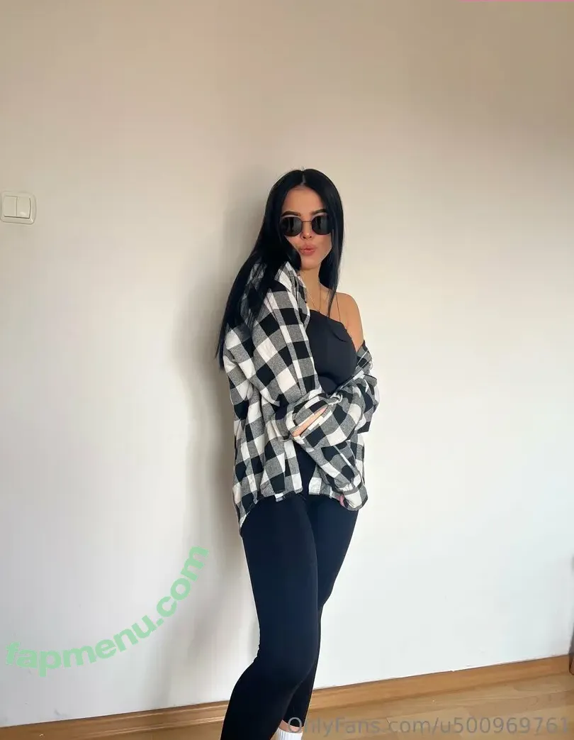lolymaya nude photo #0010 (imlolymaya)